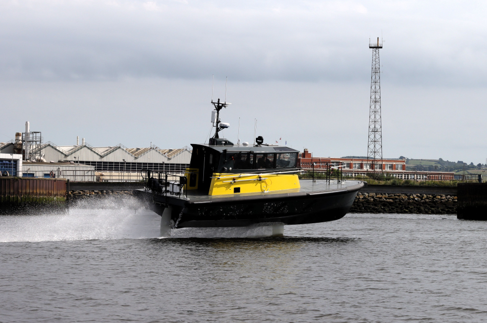 Electric hydrofoil boat