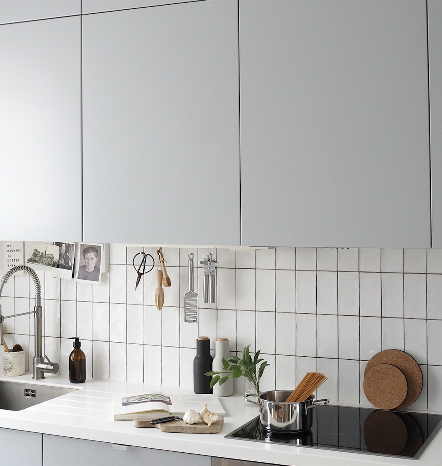 Cate St Hill Minimal Kitchens Hob