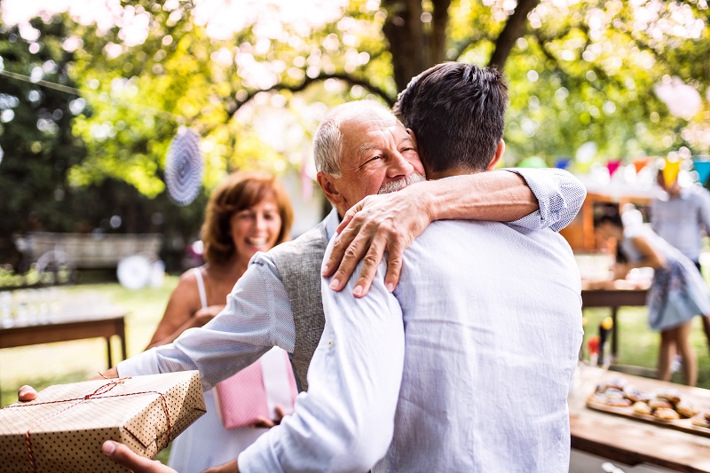 Sue bench with funeral plan guide