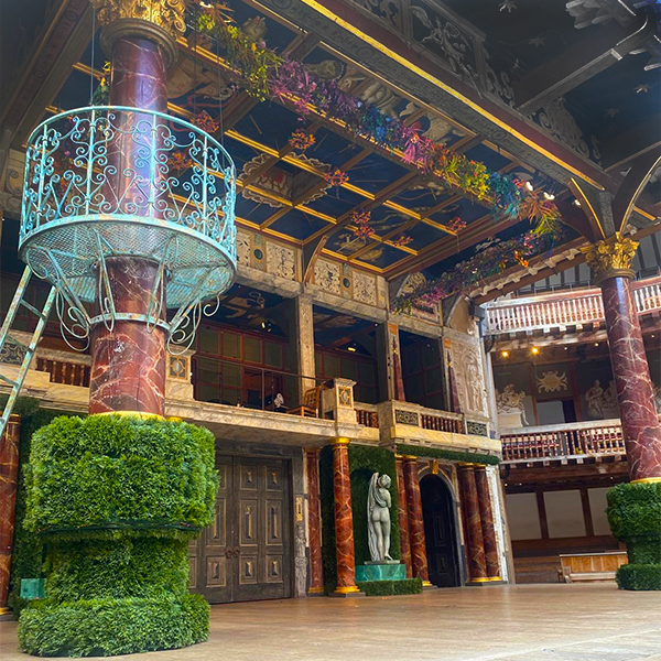 the stage at the globe theatre in london